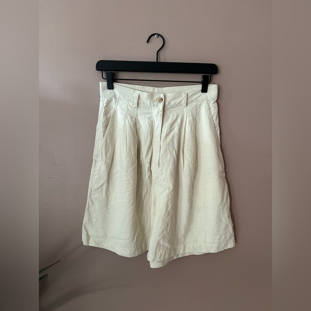 Vintage The Limited Silk Noil Cream Pleated Walking Shorts